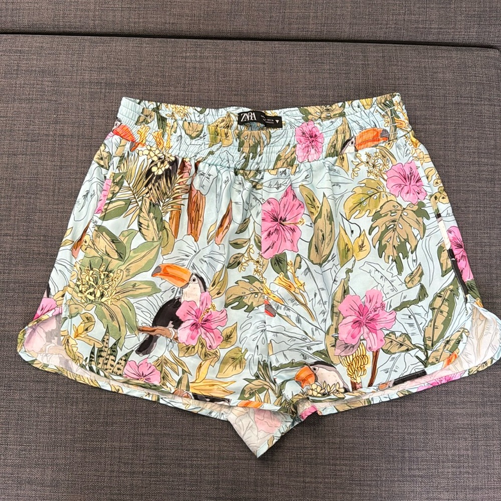 zara exotic shorts